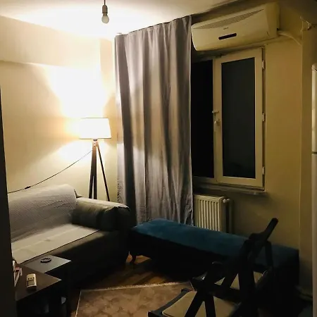 아파트 Uskudar Merkezinde Yere Kolay Ulasimi Olan Daire